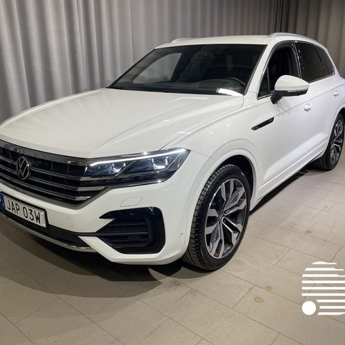 Volkswagen Touareg V6 3.0 TDI R-Line 4M Executive, MOMS