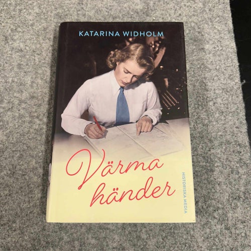 Katarina Widholm - Värma händer