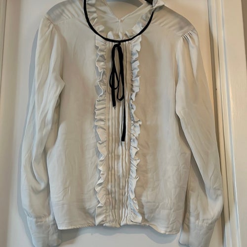 BikBok vit blus, storlek S