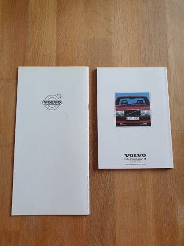 2 st Volvo kataloger