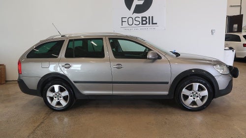 Škoda Octavia Scout 2.0 TDI DPF 4Motion DSG Sekventiell, 140hk, 2013