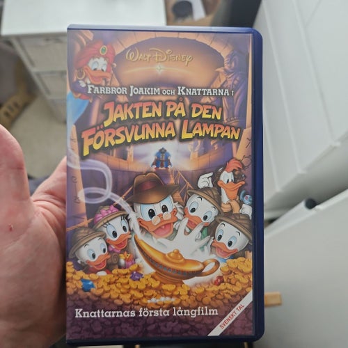 Farbror Joakim och Knattarna i Jakten på den Försvunna Lampan VHS