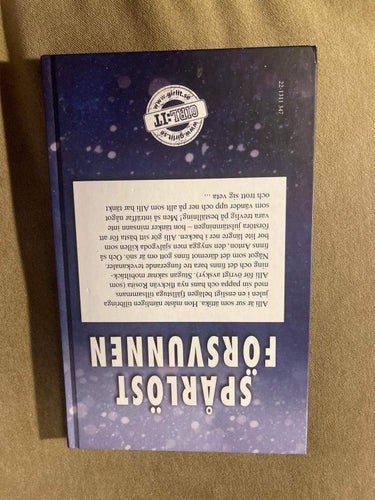 Spårlöst försvunnen, ungdombok