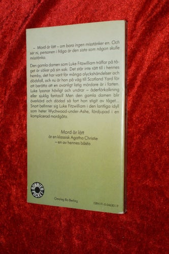 TIDIG BONNIER POCKET tryckt 1985 MORD ÄR LÄTT av AGATHA CHRISTIE BRA SKICK
