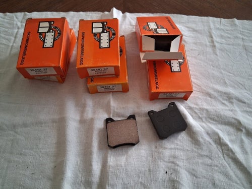 ett fynd 6 satser bromsklossar jurid 2840137 60-70 tal peugot