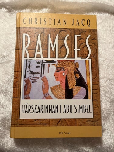 Ramses - Härskarinnan I Abu Simbel av Christian Jacq
