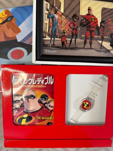 Mr. Incredible DVD Collectors Box med ur