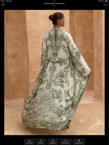 Brahmaki, Pureness of Heart Maxi kaftan S 145 cm + byxa med fickor S 80 cm.