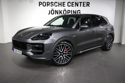 Porsche Cayenne S E-Hybrid 519 HK