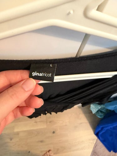 Gina Tricot svart klänning, storlek L