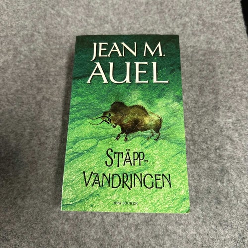 Jean M Auel - Stäppvandringen