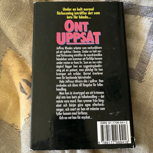 Ond Uppsåt av Robin Cook, 1988