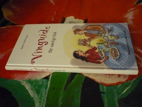BOK, VINGUIDE FÖR VANLIGT FOLK, NADJA C MARINSSON