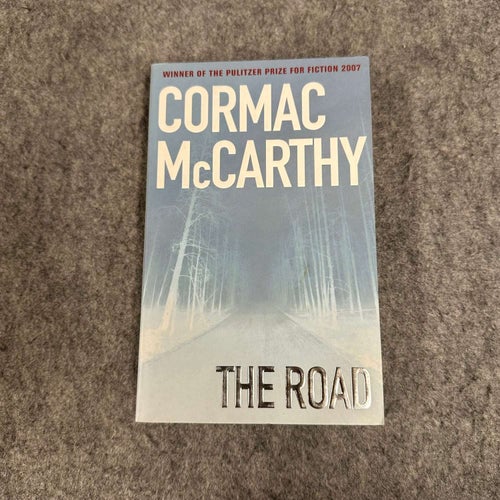 Cormac McCarthy - The Road
