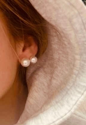 prisförslag- Dubbelpärlörhängen i vit pärlemor (2st) för ett öra