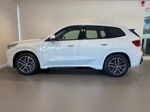 BMW iX1 xDrive30, 306hk, 2024