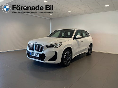 BMW iX1 xDrive30, 306hk, 2024