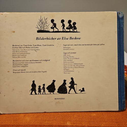 Puttes äventyr i Blåbärsskogen av Elsa Beskow, 1963