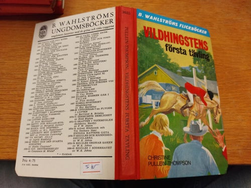 Vildhingstens första tävling av Christine Pullein-Thompson. bok. Very Fine plus