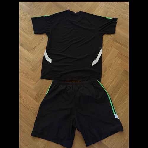 Adidas Träningsset T-shirt och Shorts Svart/Grön