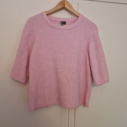 Stickad topp från PIECES Storlek L