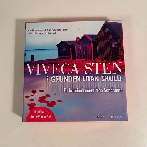 Signerad Ljudbok på CD - Viveca Sten - I grunden utan skuld. Autograf / Signed.
