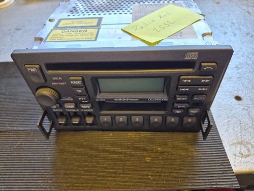 Volvo SC-805 bilstereo med CD och kassett