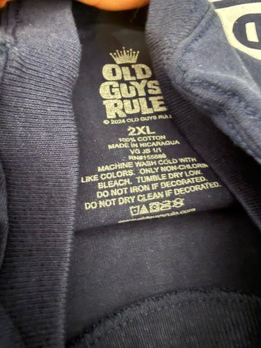 4 st Old Guys Rule T-shirts 2XL – Nya med tags – Säljs endast som parti