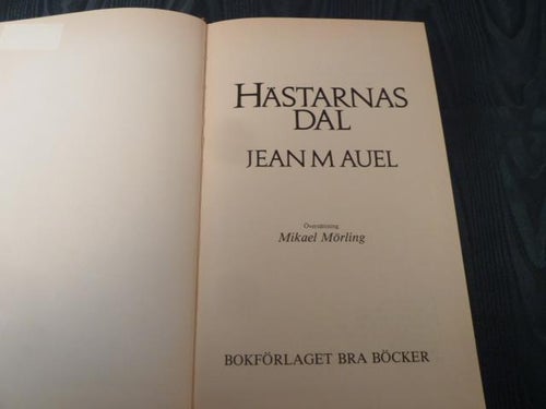 HÄSTARNAS DAL, J. AUEL, 1983,  BÖCKER