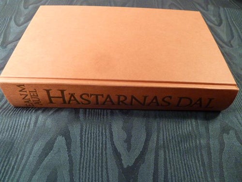 HÄSTARNAS DAL, J. AUEL, 1983,  BÖCKER