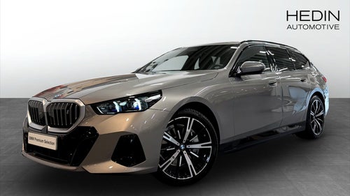 BMW i5 xDrive40 Touring M Sport H/K Drag Rattvärme