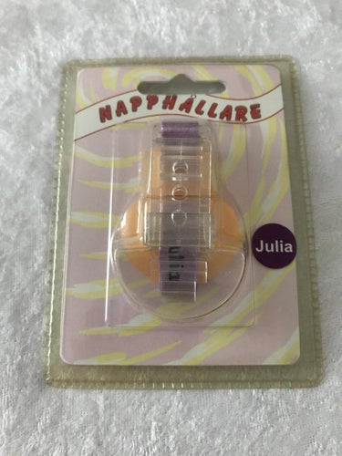 Napphållare med Namn " JULIA "