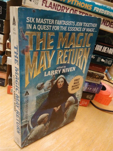 The Magic May Return by Larry Niven. bok, pocket Very Fine