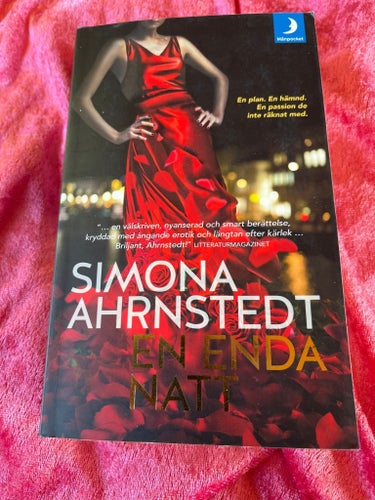 En enda natt av Simona Ahrnstedt, okänt publiceringsår