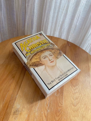 An Autobiography av Agatha Christie, 1977