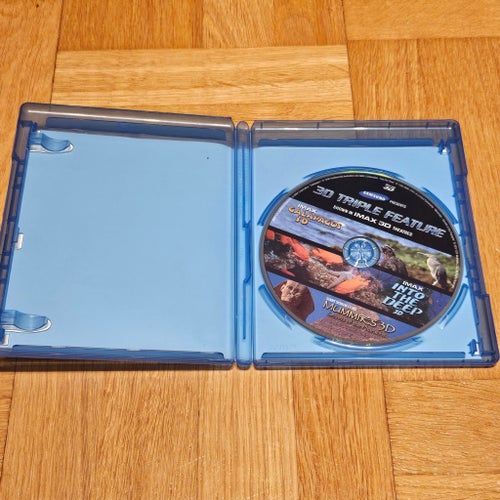 3D Triple Feature Blu-ray: Galapagos 3D, Into the Deep 3D, Mummies 3D
