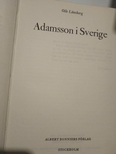 Adamsson i Sverige - Olle Länsberg. bok, inbunden Fine