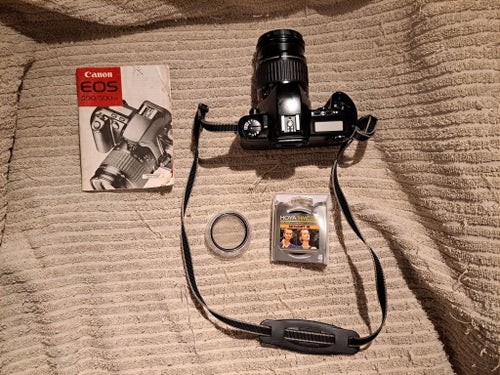Canon EOS 500 Analog systemkamera med objektiv