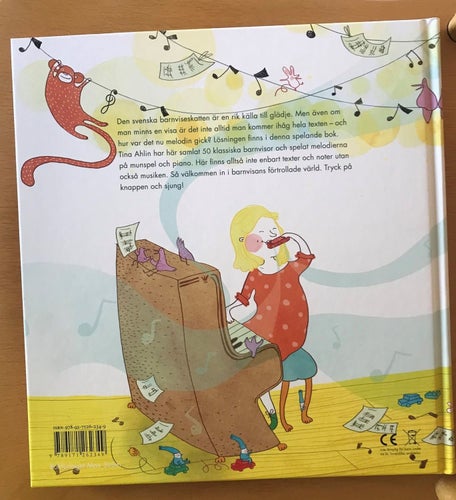 Svenska Barnvisor av Tina Ahlin