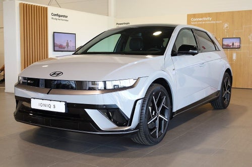 Hyundai Ioniq 5 84 kWh AWD, 325hk, 2026