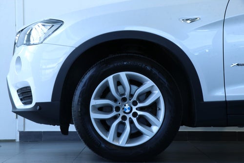 BMW X3 xDrive 20d 190hk Backkamera Navi 4WD
