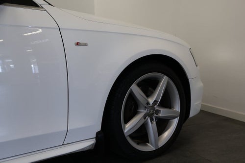 Audi A4 Avant 2.0 TDI Quattro S-Line Sport P-Sensor V-Hjul M-Värm