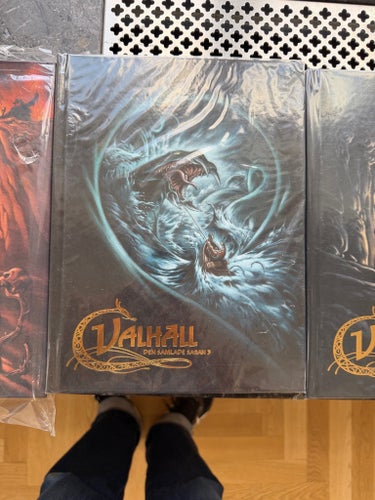 Valhall: Den samlade sagan 1