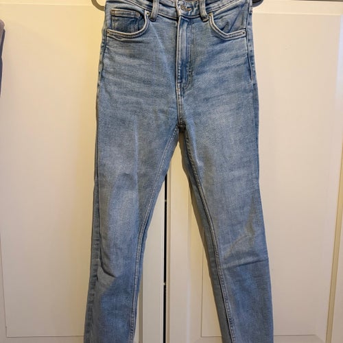 Zara blåa jeans, storlek 34