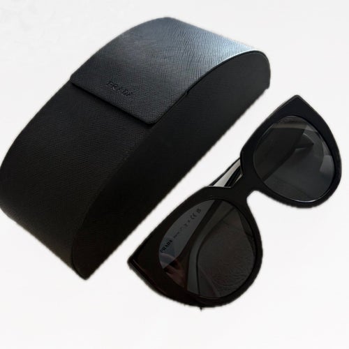 Prada Solglasögon