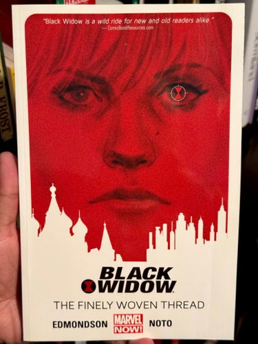 Black Widow: The Finely Woven Thread av Nathan Edmondson, 2014