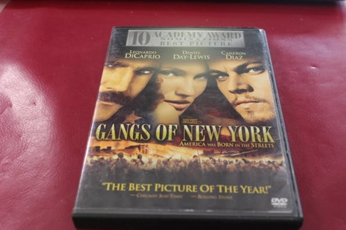 Dubbel-DVD: Gangs of New York (Leonardo DiCaprio, Daniel Day-Lewis)