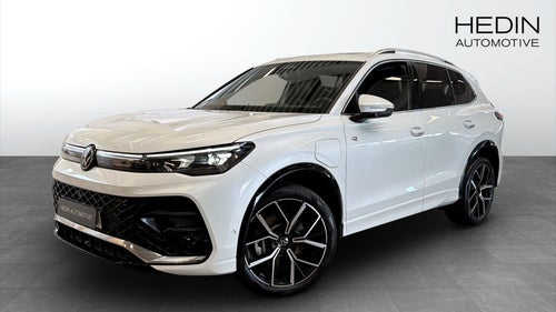 Volkswagen Tiguan eHybrid eHybird 1.5 TSI 272hk R-Line Drag Pano Matrix