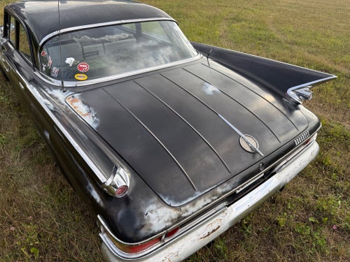Chrysler Newport, Sedan 5.9 V8 Automat
