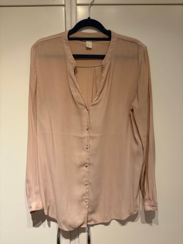 H&M ljusrosa blus, storlek 42